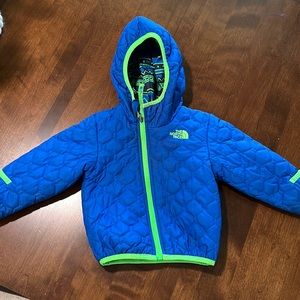 NorthFace reversible toddler coat size 2T